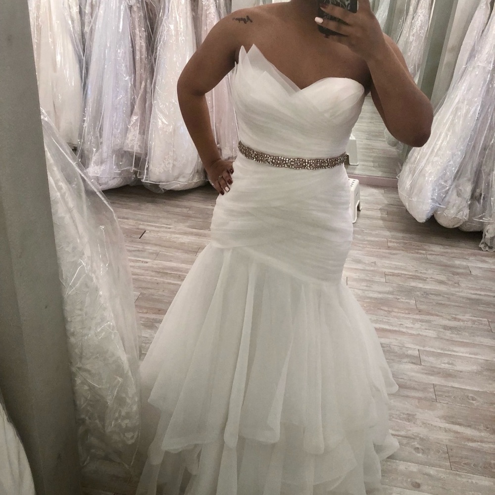 Essence of Australia Mermaid bridal gown